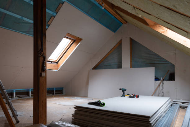 Best Attic Insulation Installation  in Lantana, FL